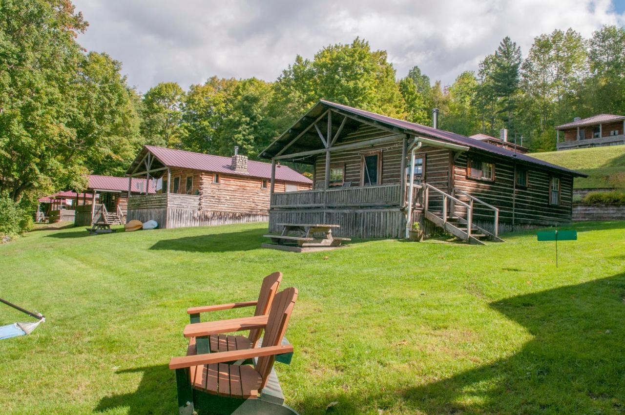 Mountain Lake Cottages Westmore Экстерьер фото