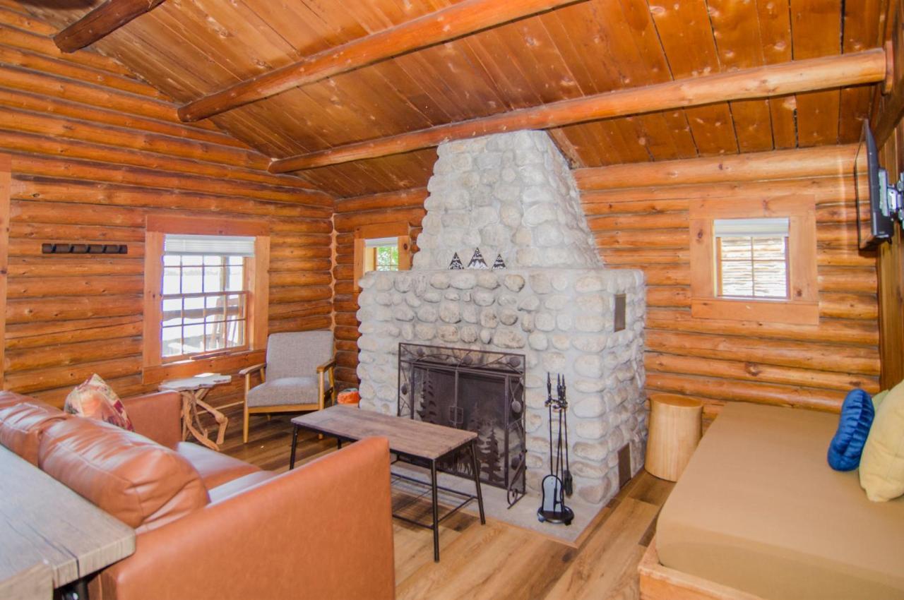 Mountain Lake Cottages Westmore Экстерьер фото