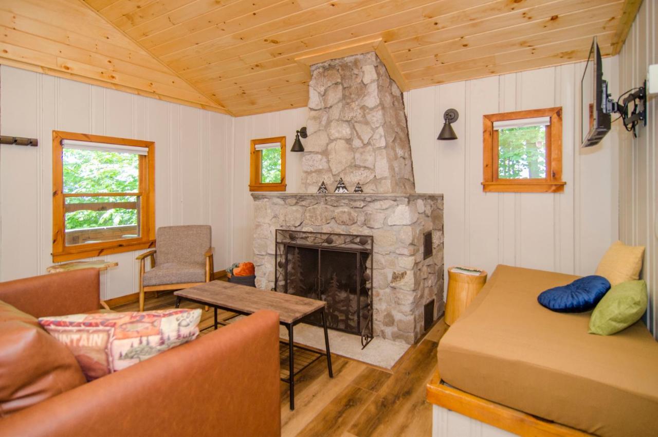 Mountain Lake Cottages Westmore Экстерьер фото