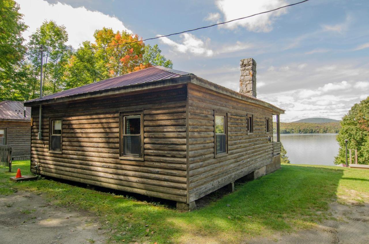 Mountain Lake Cottages Westmore Экстерьер фото