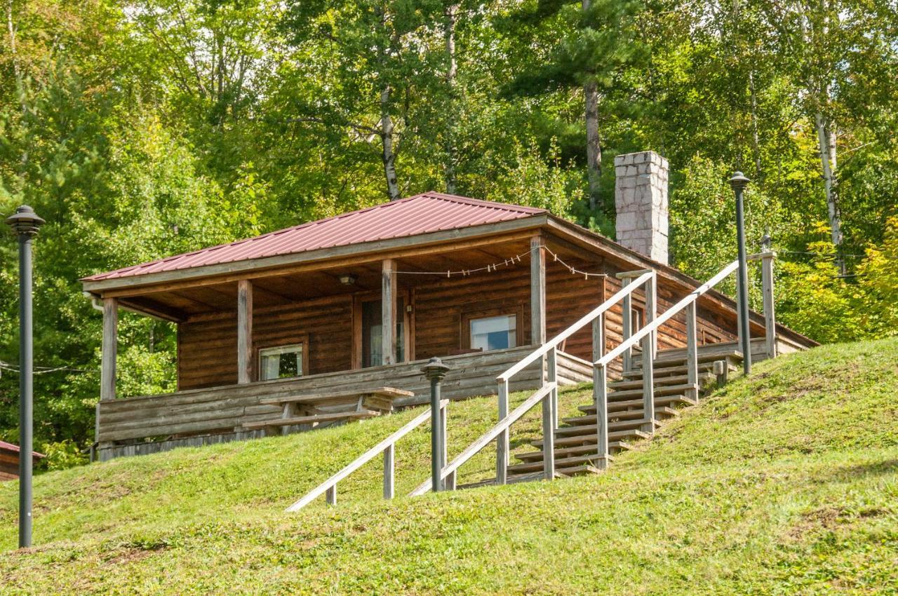 Mountain Lake Cottages Westmore Экстерьер фото