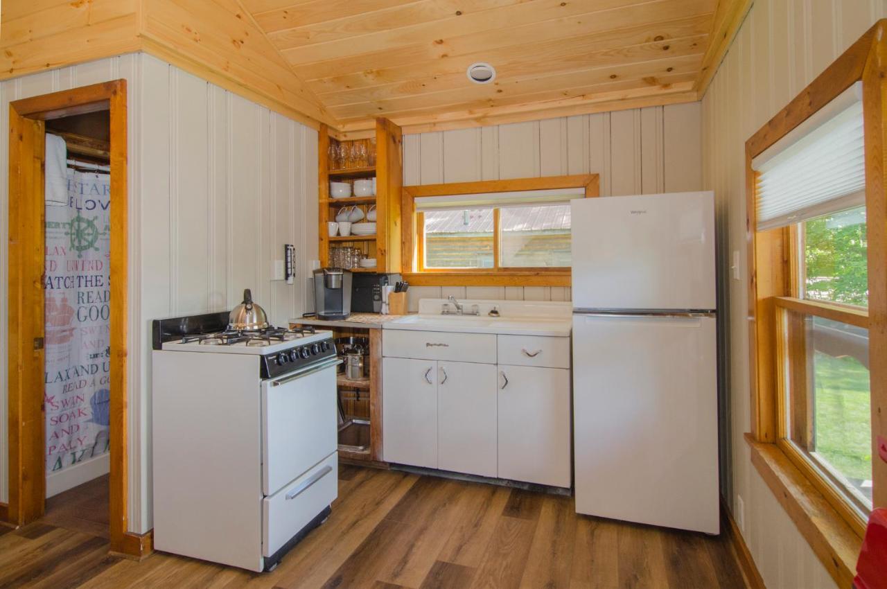 Mountain Lake Cottages Westmore Экстерьер фото